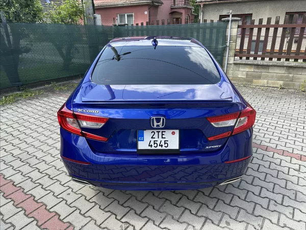 Honda Accord 1,5 TURBO SPORT AUTOMAT - foto 4