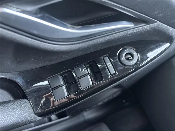 Hyundai ix20 1,6 AUTOMAT 1.majitel - foto 20
