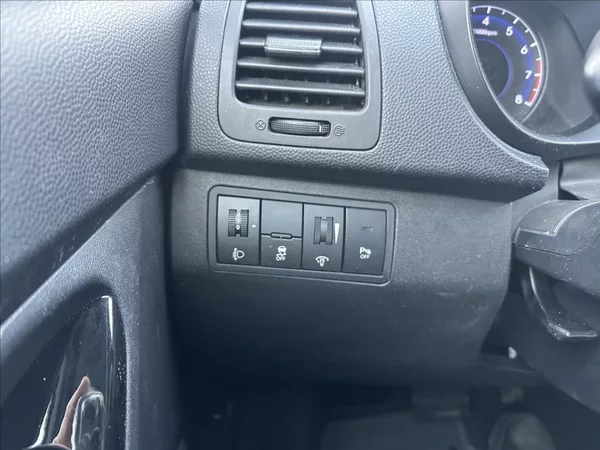Hyundai ix20 1,6 AUTOMAT 1.majitel - foto 21