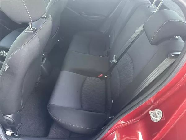 Mazda 2 1,5 - foto 12