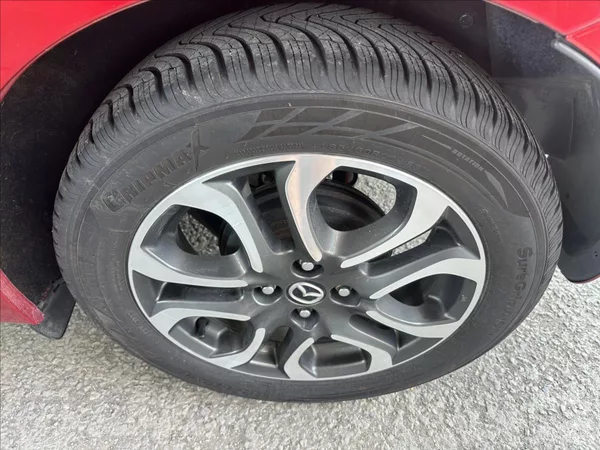 Mazda 2 1,5 - foto 21