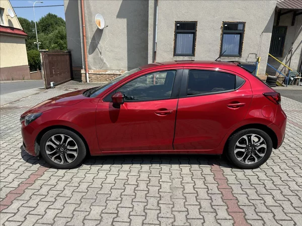 Mazda 2 1,5 - foto 7