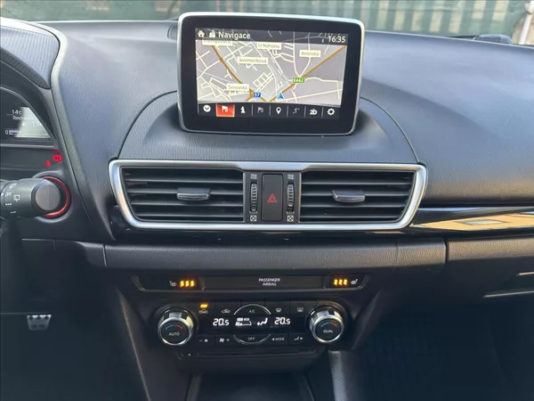 Mazda 3 2,0 G120 - foto 16