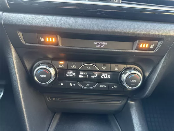 Mazda 3 2,0 G120 - foto 17