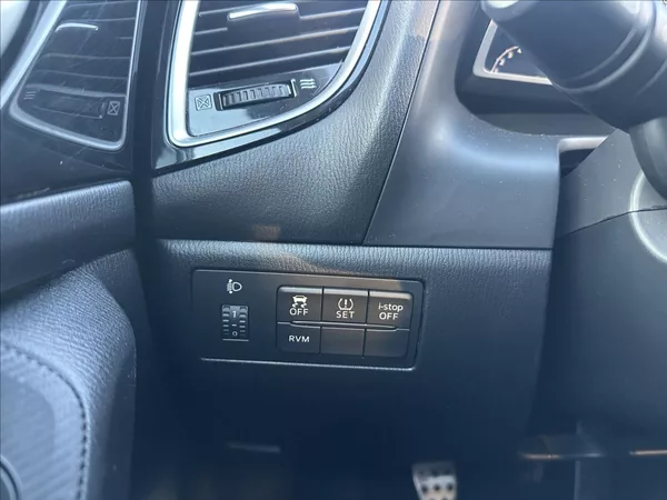 Mazda 3 2,0 G120 - foto 20