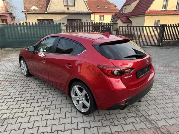 Mazda 3 2,0 G120 - foto 7