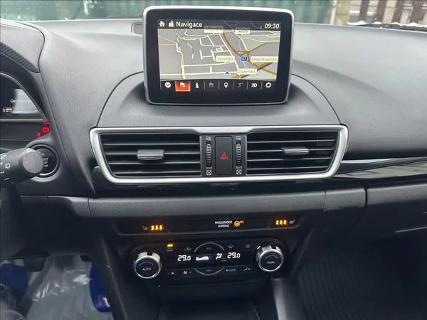 Mazda 3 2,0 G120 1.majitel - foto 16