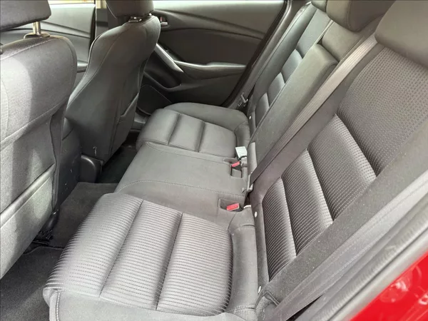 Mazda 6 2,0 - foto 13