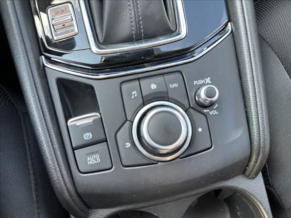 Mazda CX-5 2,0 4x4 Revolution - foto 19