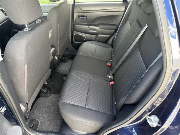 Mitsubishi ASX 1,6 TAŽNÉ - foto 13