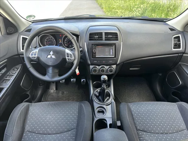 Mitsubishi ASX 1,6 TAŽNÉ - foto 14