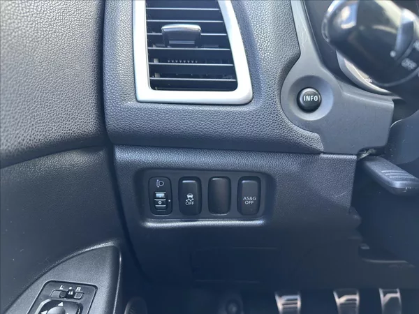 Mitsubishi ASX 1,6 TAŽNÉ - foto 21