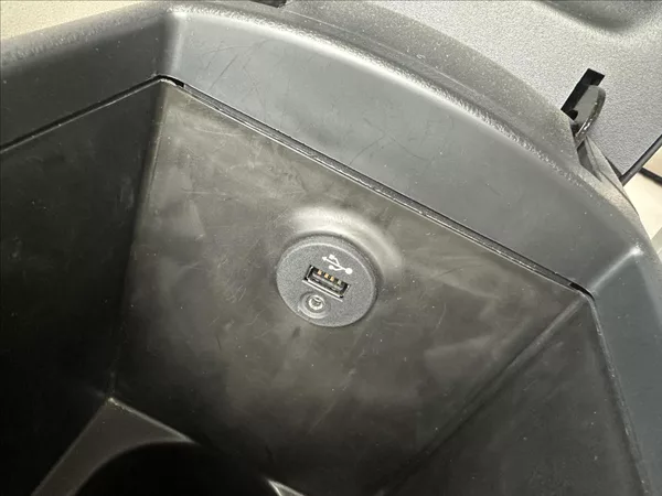 Nissan Qashqai 2,0 4x4 AUTOMAT TEKNA - foto 19