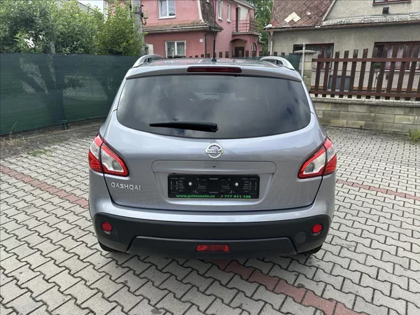 Nissan Qashqai 2,0 4x4 AUTOMAT TEKNA - foto 6