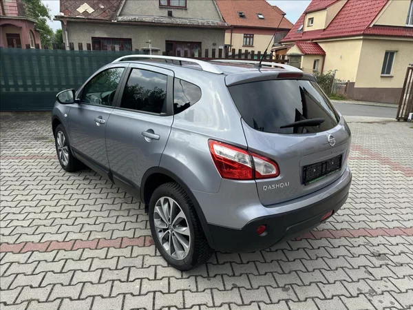 Nissan Qashqai 2,0 4x4 AUTOMAT TEKNA - foto 7