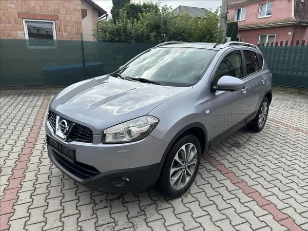 Nissan Qashqai 2,0 4x4 AUTOMAT TEKNA - foto 9