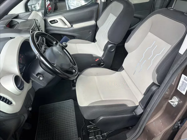 Peugeot Partner Tepee 1,6 TAŽNÉ - foto 12