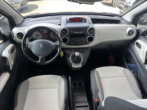 Peugeot Partner Tepee 1,6 TAŽNÉ - foto 14