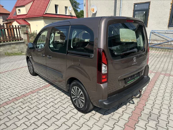 Peugeot Partner Tepee 1,6 TAŽNÉ - foto 7