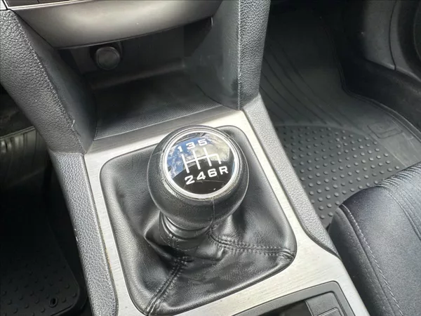 Subaru Legacy 2,0 Serviska 4X4 - foto 18