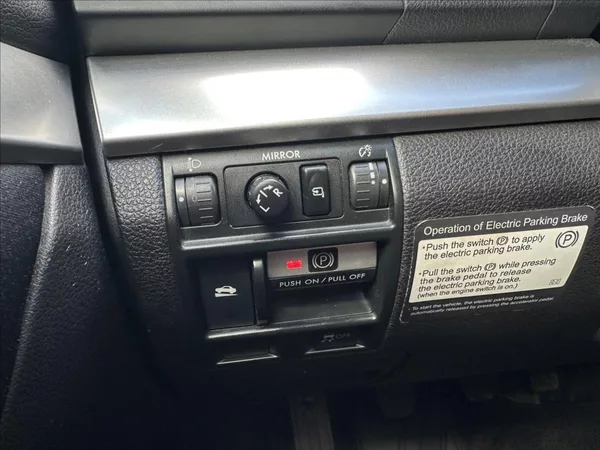 Subaru Legacy 2,0 Serviska 4X4 - foto 20
