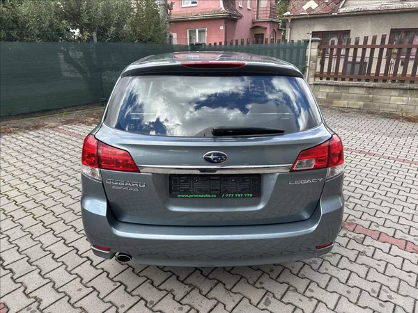 Subaru Legacy 2,0 Serviska 4X4 - foto 6
