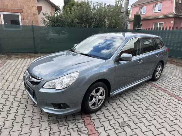 Subaru Legacy 2,0 Serviska 4X4 - foto 9