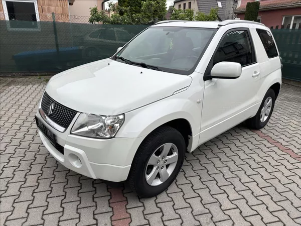 Suzuki Grand Vitara 1,6 4x4 - foto 9