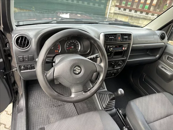 Suzuki Jimny 1,3 RANGER TAŽNÉ - foto 14