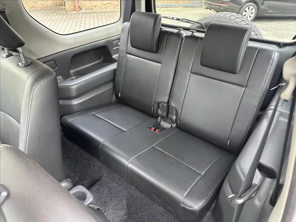 Suzuki Jimny 1,3 4x4 KLIMA - foto 13