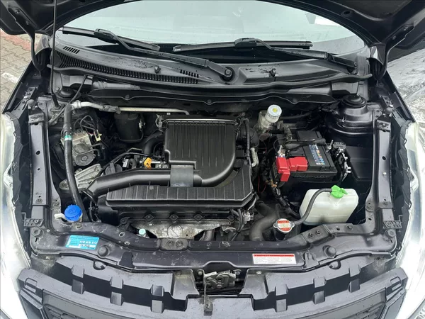 Suzuki Swift 1,2 4x4 1.majitel - foto 11