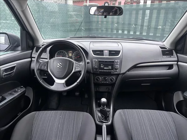 Suzuki Swift 1,2 4x4 1.majitel - foto 14