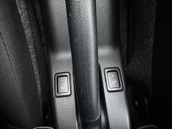 Suzuki Swift 1,2 4x4 1.majitel - foto 17