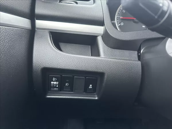 Suzuki Swift 1,2 4x4 1.majitel - foto 19
