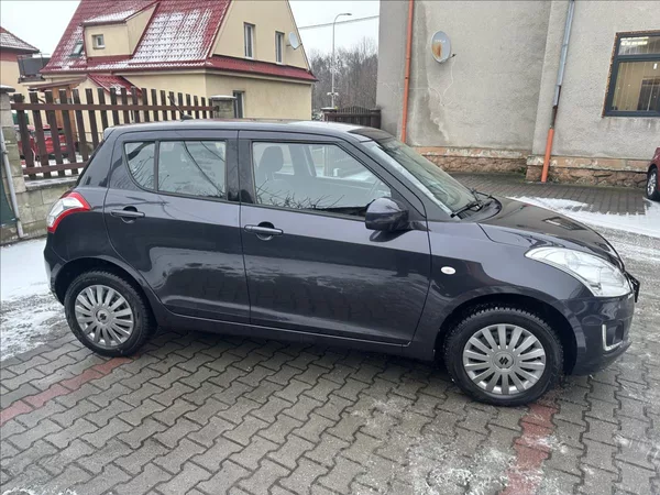 Suzuki Swift 1,2 4x4 1.majitel - foto 2