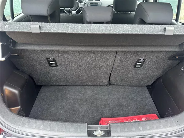 Suzuki Swift 1,2 4x4 1.majitel - foto 5