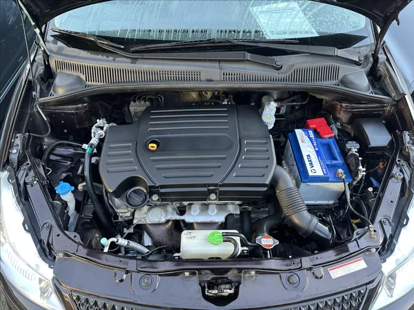 Suzuki SX4 1,6 4x4 STYLE - foto 11