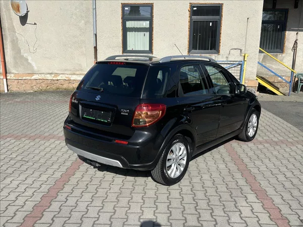 Suzuki SX4 1,6 TAŽNÉ - foto 4