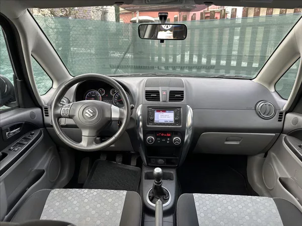Suzuki SX4 1,6 1.majitel ! - foto 14