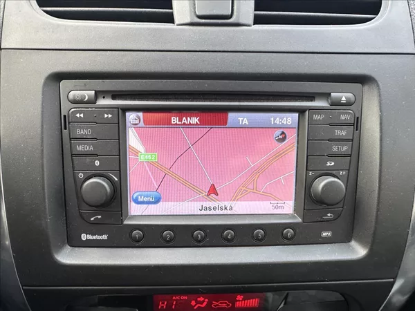 Suzuki SX4 1,6 1.majitel ! - foto 17