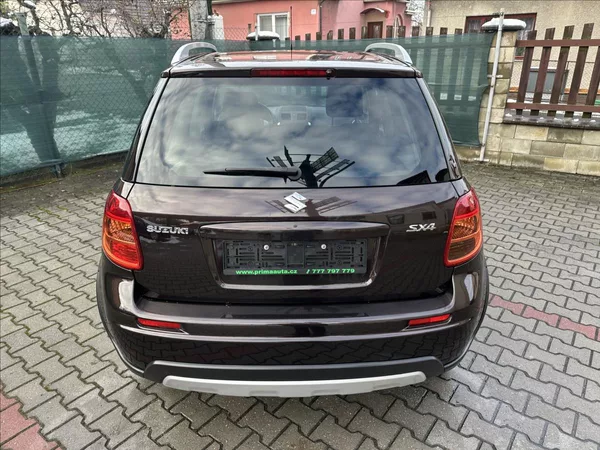 Suzuki SX4 1,6 1.majitel ! - foto 4