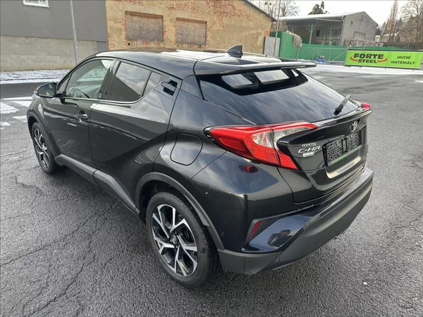 Toyota C-HR 1,2 4x4 TOP - foto 7