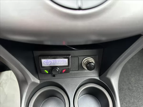 Toyota RAV4 2,2 D-4D BEZ KOROZE PO SERVISE - foto 17