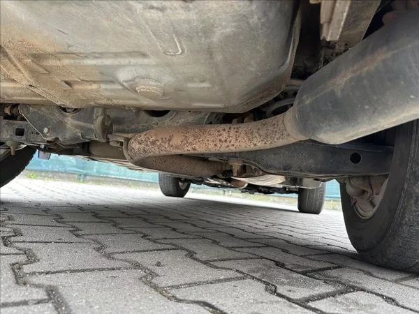 Toyota RAV4 2,2 D-4D BEZ KOROZE PO SERVISE - foto 21