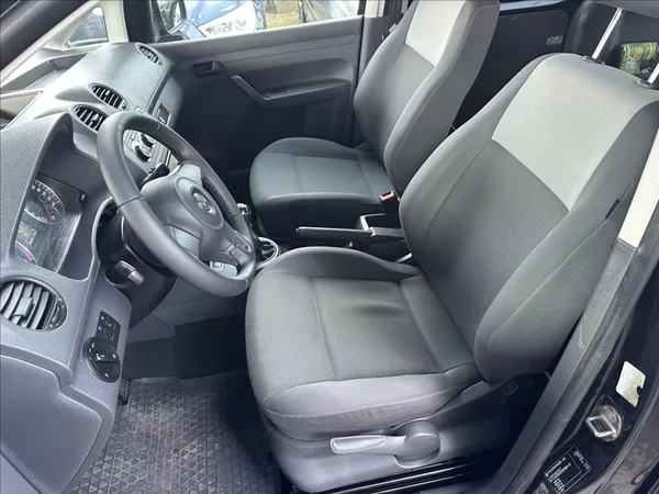 Volkswagen Caddy 2,0 MAXI TDI 4x4 TAŽNÉ - foto 11