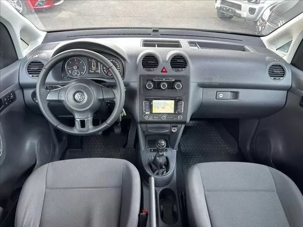 Volkswagen Caddy 2,0 MAXI TDI 4x4 TAŽNÉ - foto 12