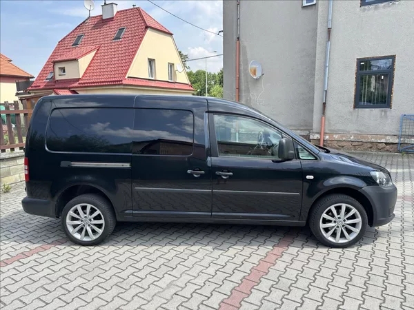 Volkswagen Caddy 2,0 MAXI TDI 4x4 TAŽNÉ - foto 2