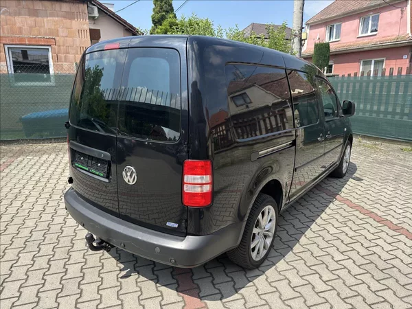 Volkswagen Caddy 2,0 MAXI TDI 4x4 TAŽNÉ - foto 3