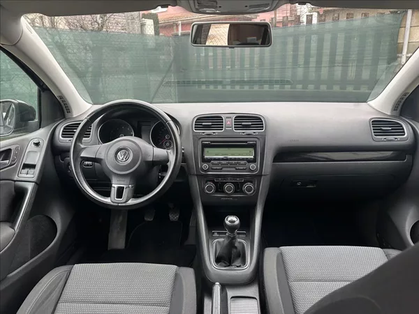 Volkswagen Golf 1,6 MPI - foto 14