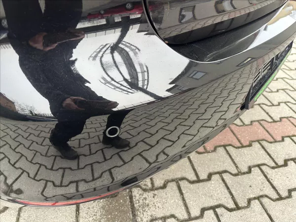 Volkswagen Golf 1,6 MPI - foto 20